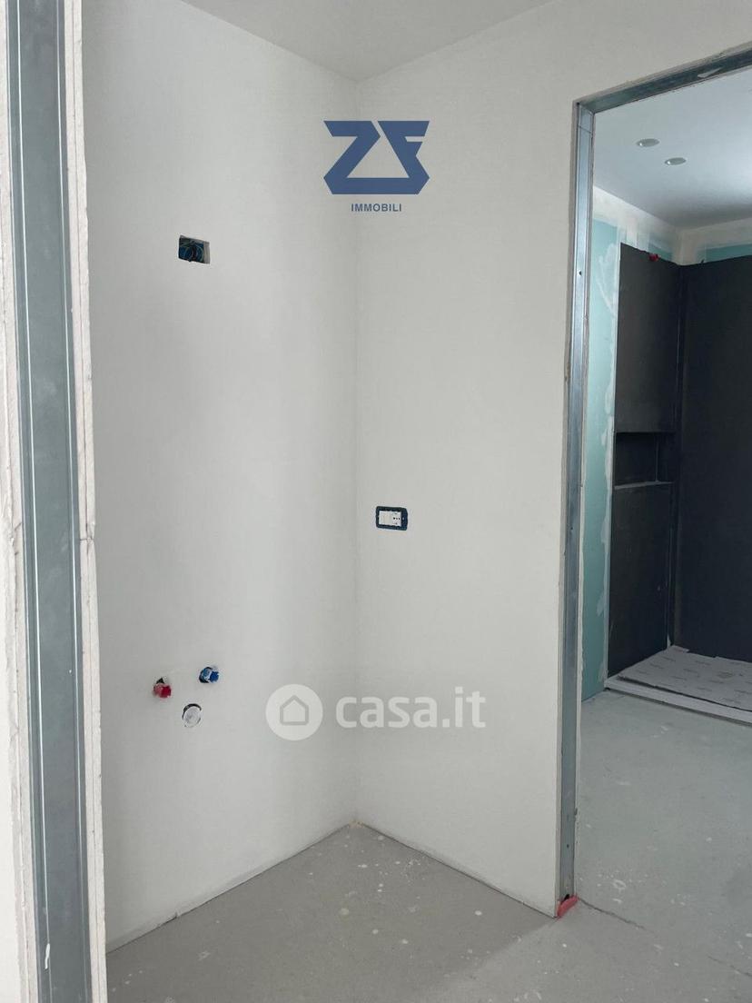 Trilocale in Via San Pio X — foto 11 di 35