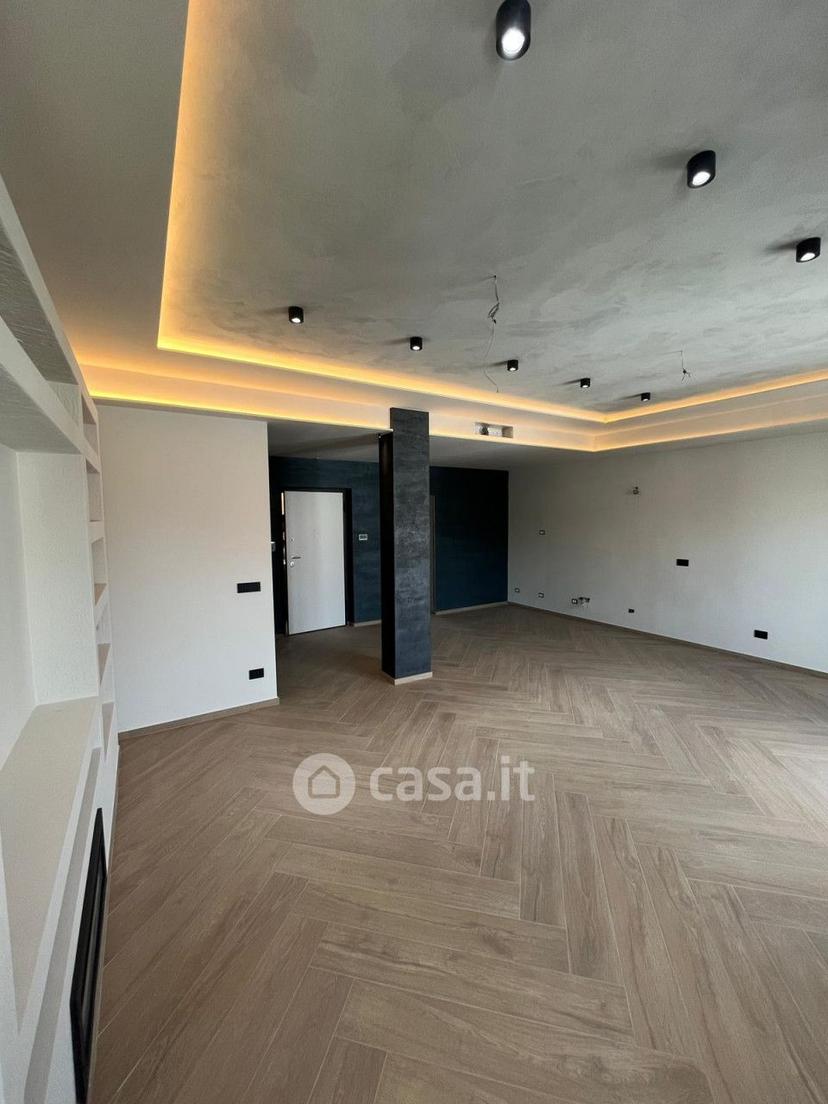 Quadrilocale in Via Facino Cane 15 — foto 27 di 41
