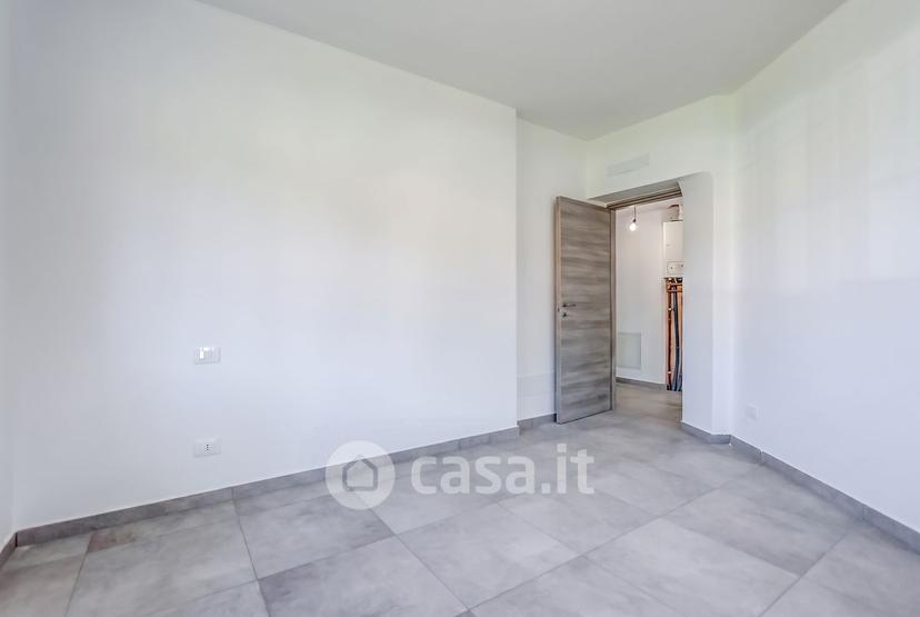 Trilocale in Via IV Novembre 8 — foto 15 di 29