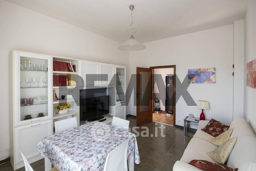 Appartamento in Via Foglia 4 — foto 6 di 41