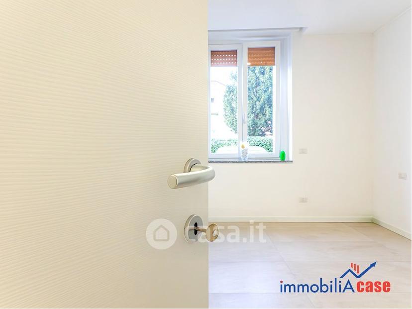 Trilocale in Via Pietro Toselli 4 — foto 31 di 34