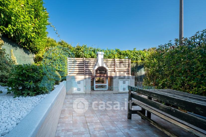 Trilocale in Via della Valle 34 — foto 4 di 36