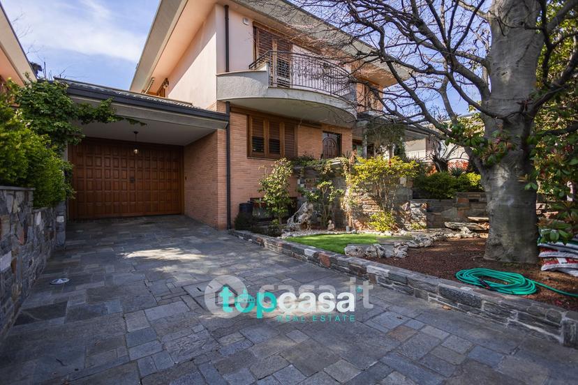 Villa in Via Eugenio Villoresi 62 — foto 16 di 40