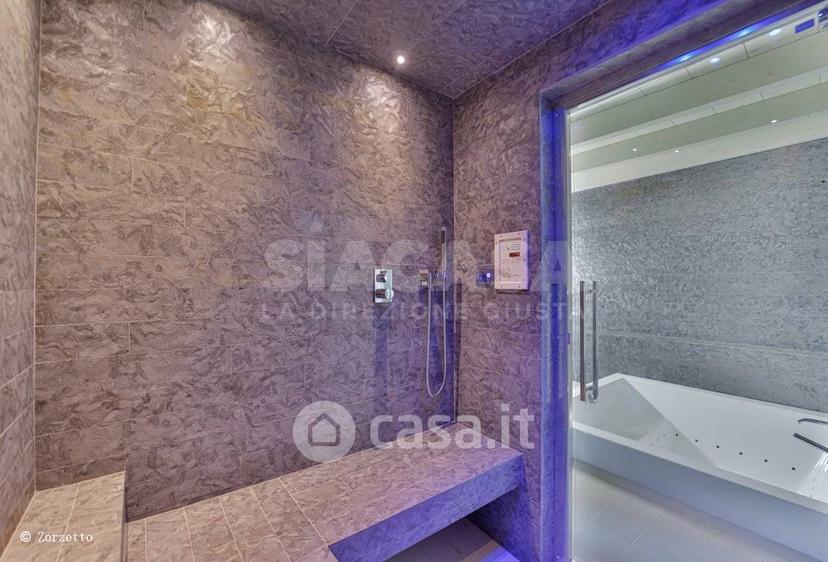 Villa in Via Belvedere 37 — foto 14 di 95