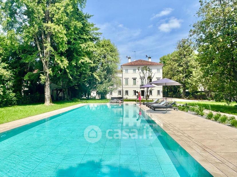 Villa in Viale Monte Grappa — foto 5 di 7