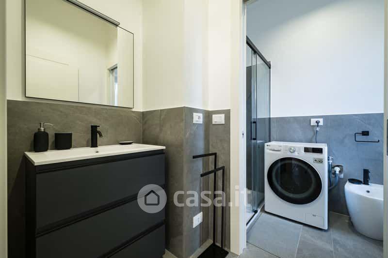 Stanza in Via Madama Cristina 142 — foto 10 di 38