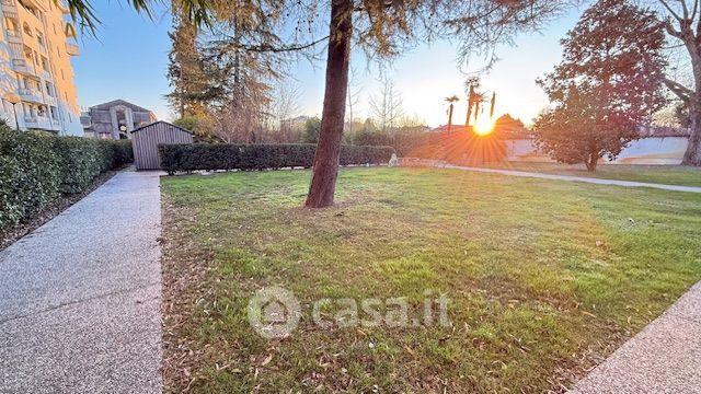 Bilocale in Via Toti Dal Monte — foto 2 di 16