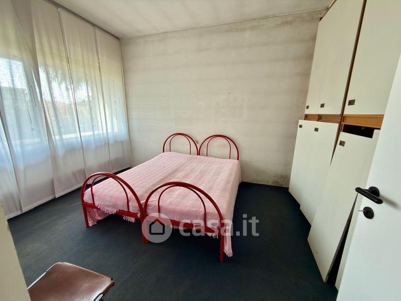 Villa in Via Giosuè Carducci 20 a — foto 96 di 182