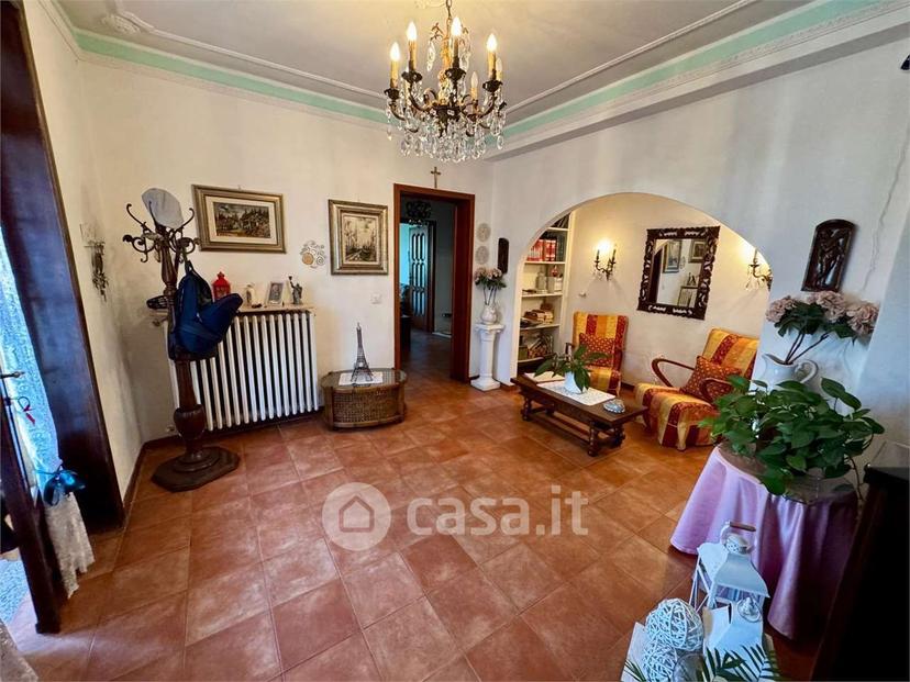 Villa in Via Eugenio Baroni 1 — foto 7 di 33
