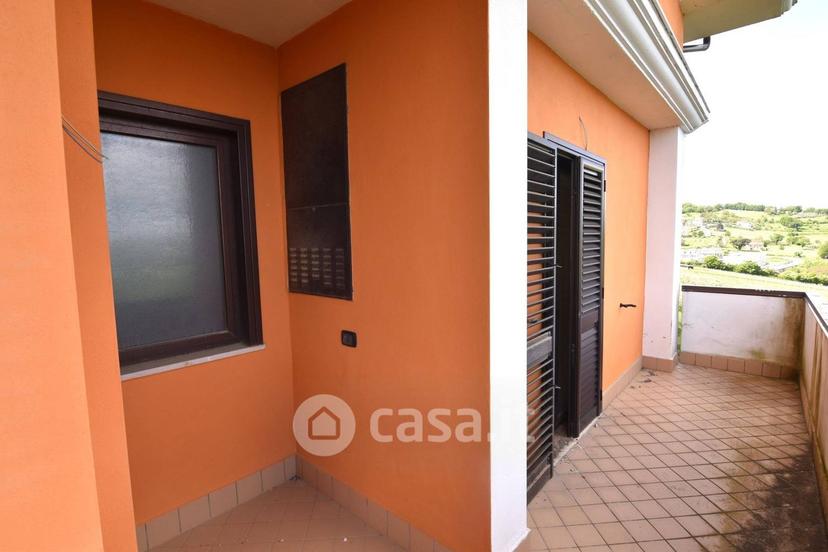 Trilocale in Sp88 — foto 10 di 30