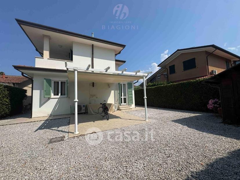 Villa in Via Cortona 120 — foto 10 di 37