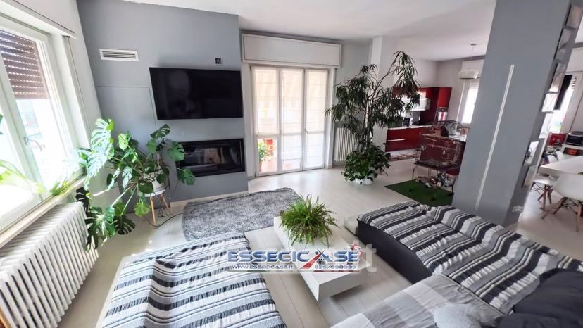 Appartamento in Via Salvatore Quasimodo 25 — foto 24 di 46