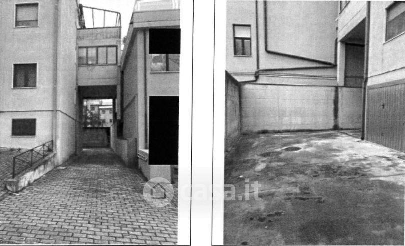 Appartamento in Via Antonio de Curtis — foto 27 di 32