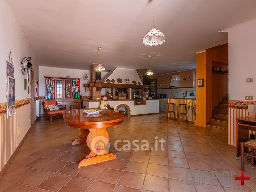 Villa in Via Collerelle — foto 15 di 35