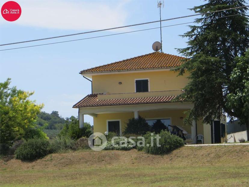 Villa in Strada Ete 4 — foto 2 di 92