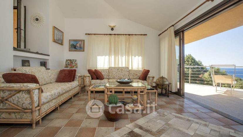 Villa in Località Costa Paradiso — foto 2 di 49