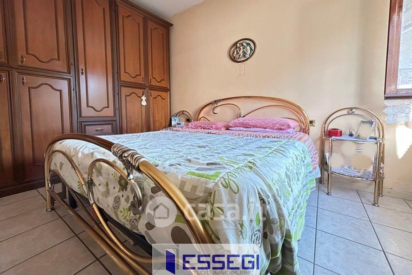 Quadrilocale in Via Cav. Attilio Porroni 10 — foto 4 di 27
