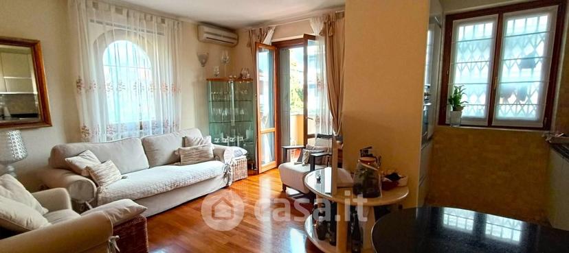 Appartamento in Via Empoli 23 — foto 26 di 31