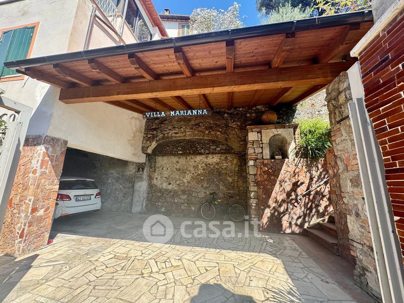 Villa in Via Appia 104 /200 — foto 57 di 136
