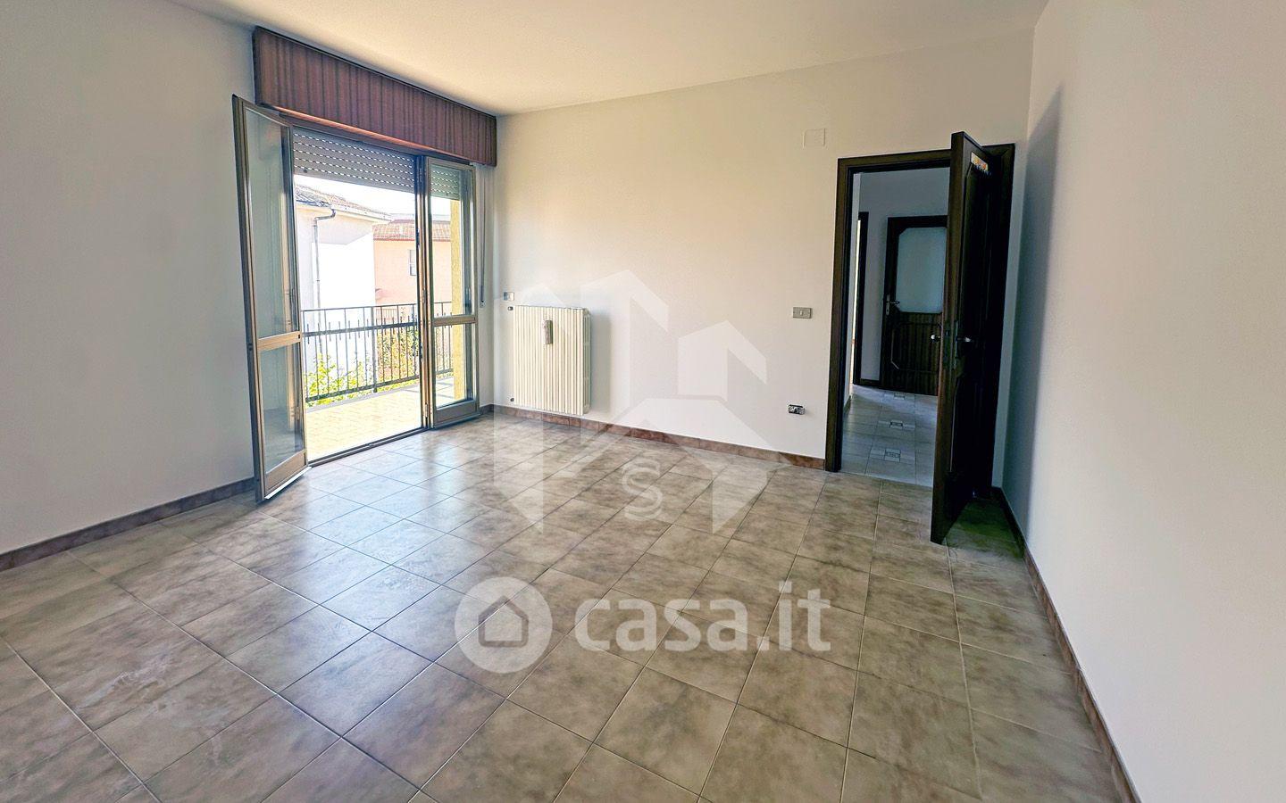 Trilocale in Via Fortore