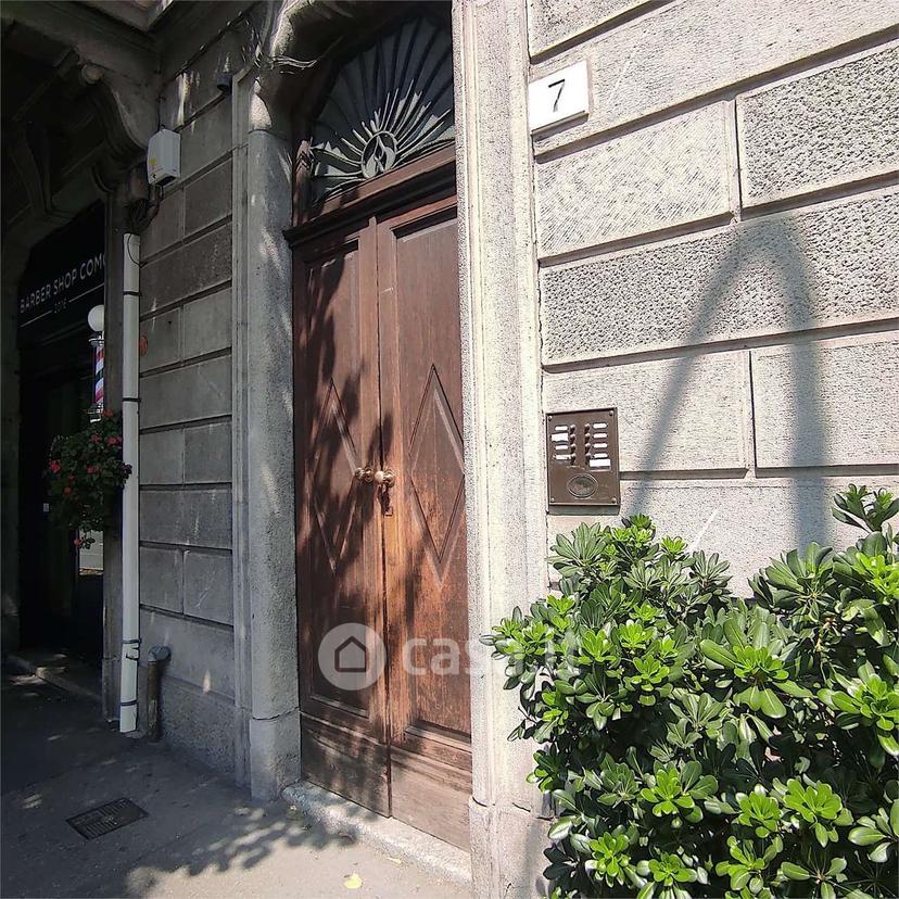 Trilocale in Viale Giulio Cesare 7