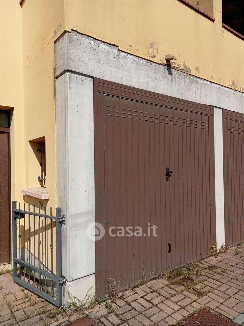 Villa in Via Massimo Samoggia 82 — foto 11 di 25