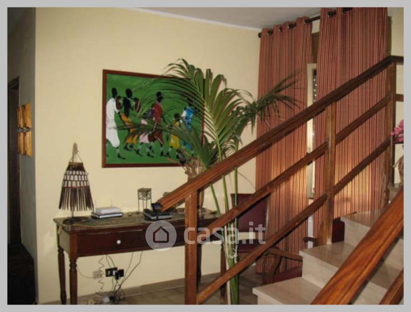 Villa in Viale Regina Margherita — foto 26 di 32