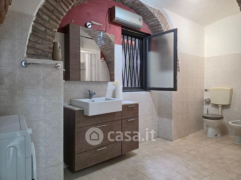 Bilocale in Via San Carlo — foto 31 di 32
