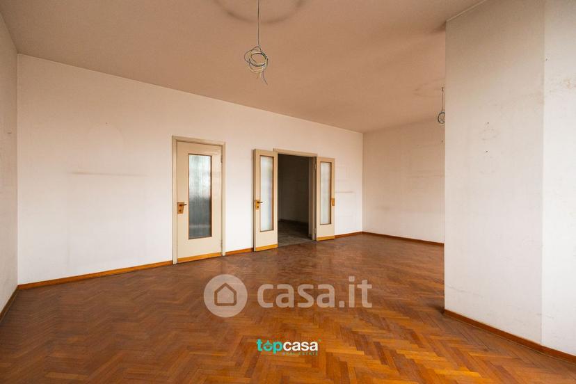 Appartamento in Via Fratelli d'Italia 7 — foto 4 di 21