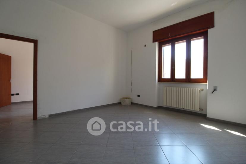 Trilocale in Via Udine 35 — foto 26 di 33