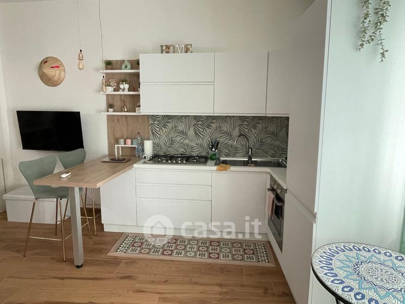 Bilocale in Via Girolamo Santacroce 40
