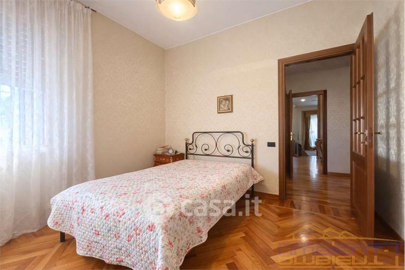 Villa in Via Edmondo de Amicis 6 — foto 45 di 51