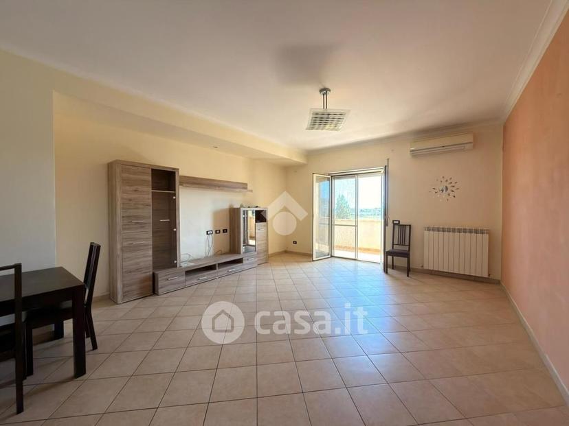 Trilocale in Via dei Granai 110 — foto 11 di 23