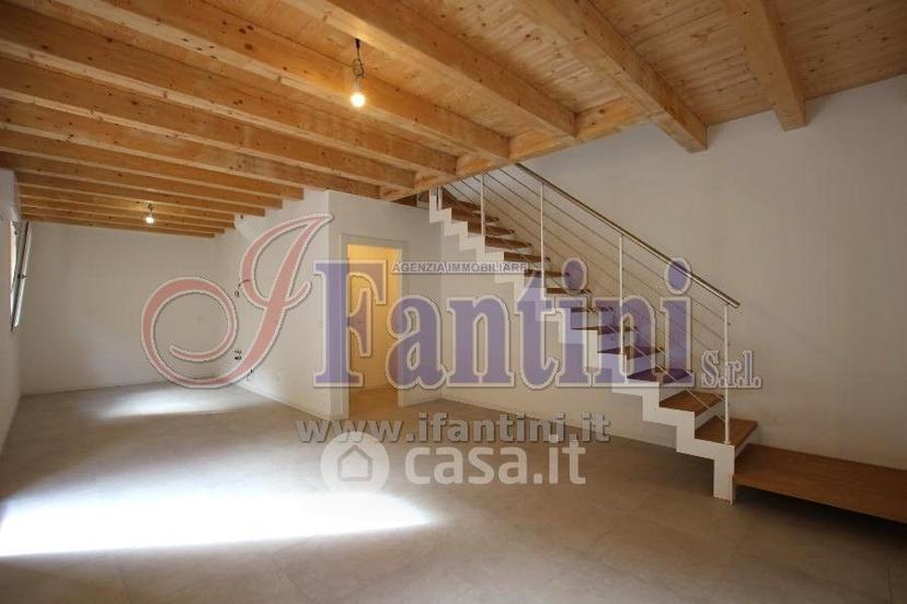 Trilocale in Via Ugo Bassi 62 — foto 8 di 21