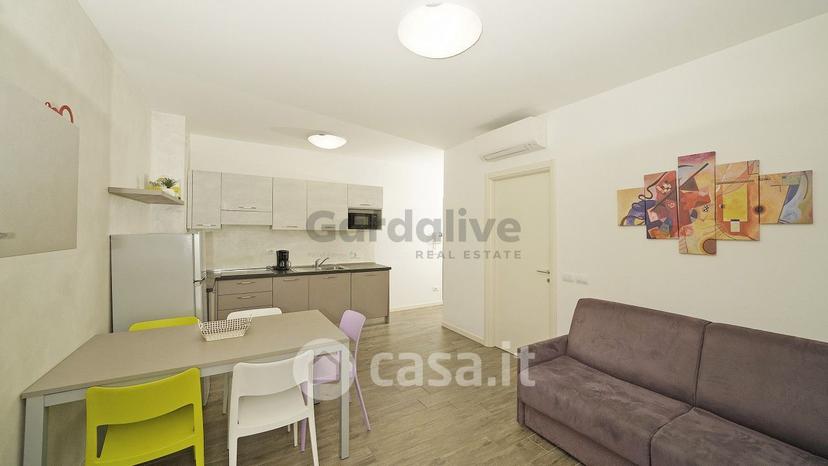 Bilocale in Viale Ugo Foscolo 136 — foto 12 di 23