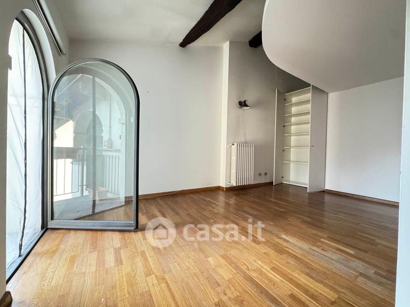 Appartamento in Vicolo Gattinara 20 — foto 3 di 38