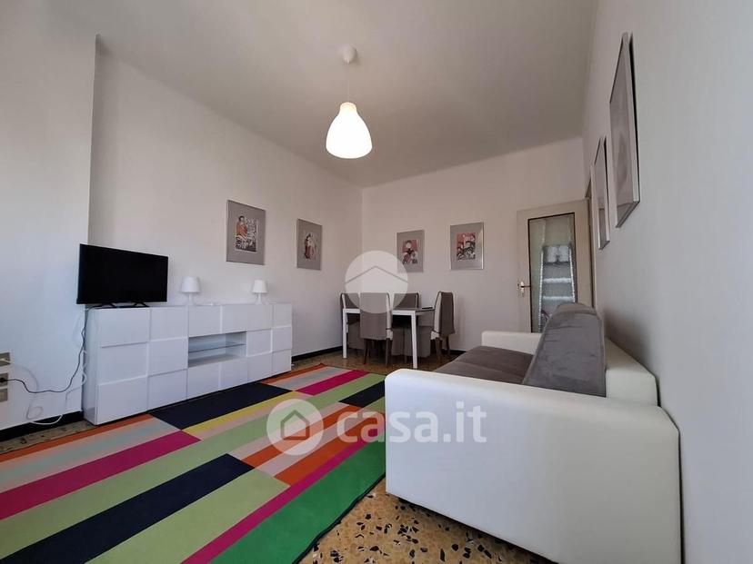 Bilocale in Via San Francesco d'Assisi 1111 — foto 4 di 34