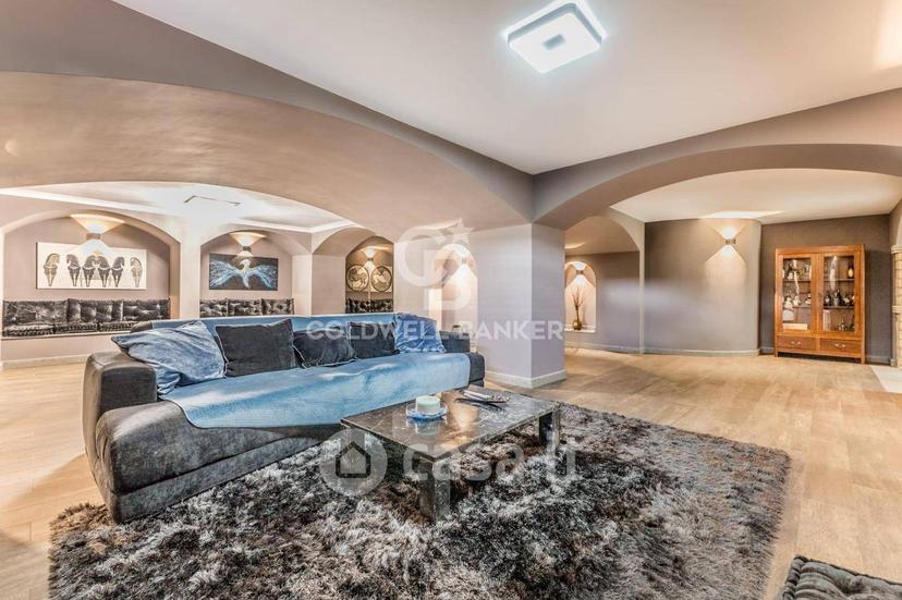 Villa in Strada Cassia Sud — foto 3 di 77