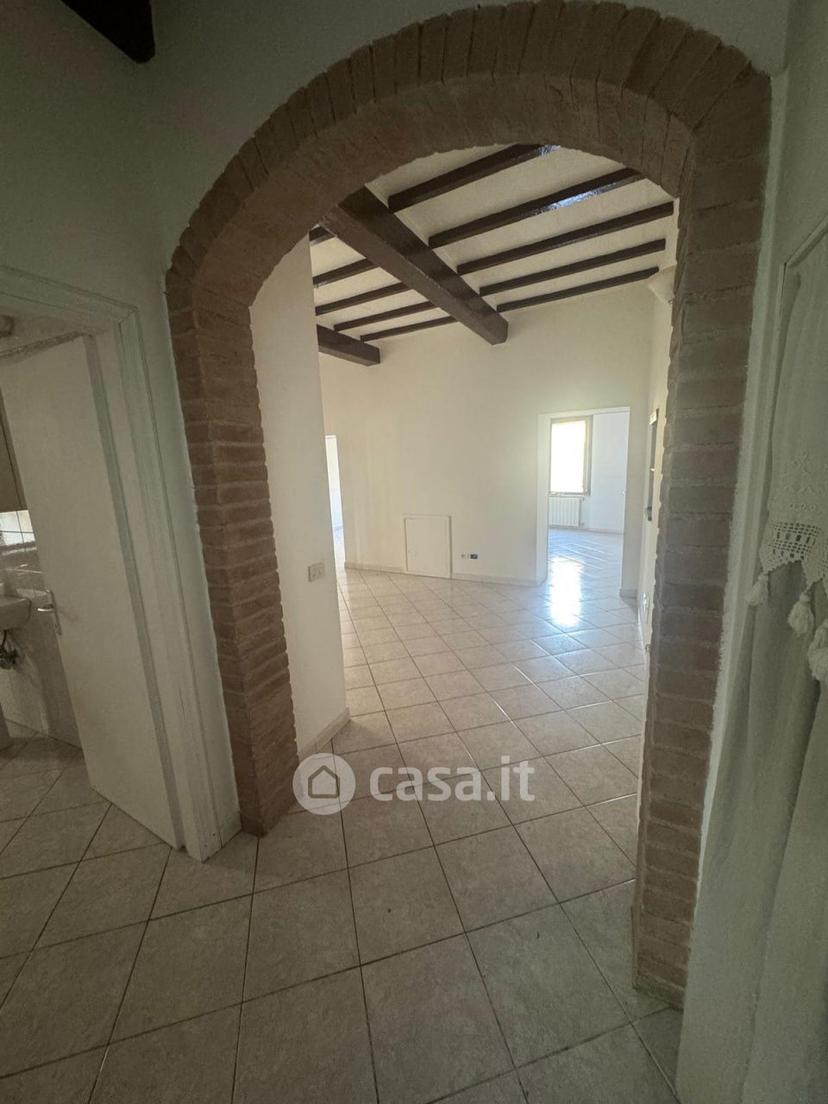 Trilocale in Vicolo Ugo Bassi 1 — foto 5 di 29