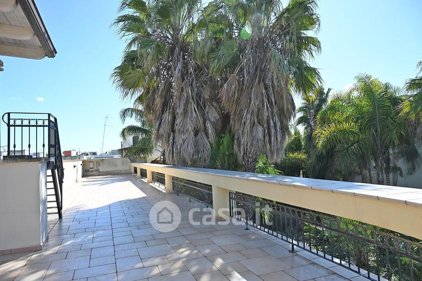 Villa in Via Giulio Cesare 62 — foto 45 di 105