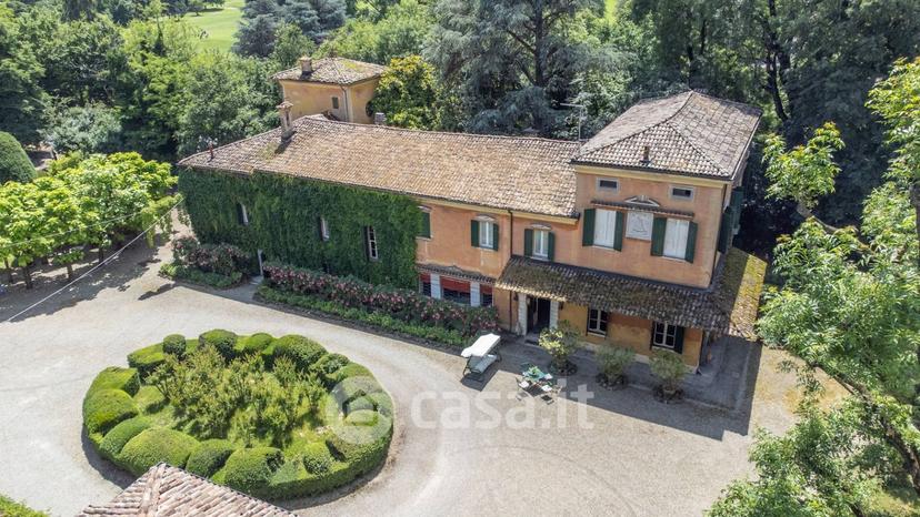 Villa in Via Castelnuovo Rangone — foto 48 di 101