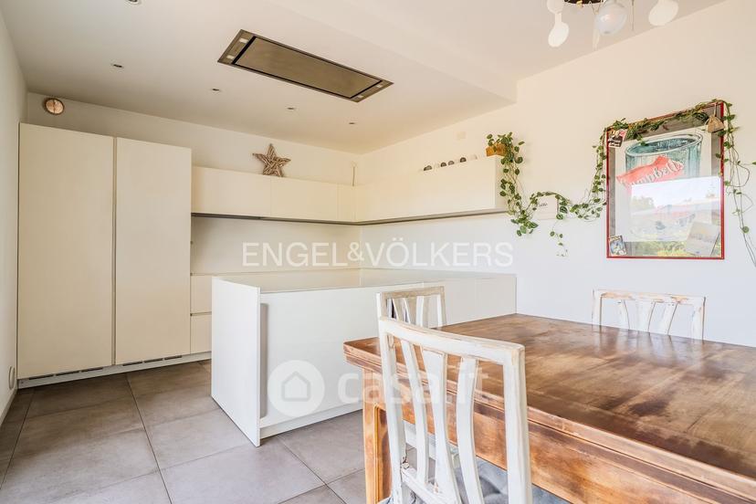 Villa in Via Alessandro Volta 22 — foto 4 di 44