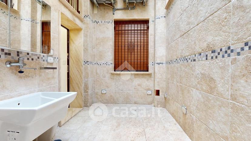 Trilocale in Via Ada Negri — foto 17 di 17