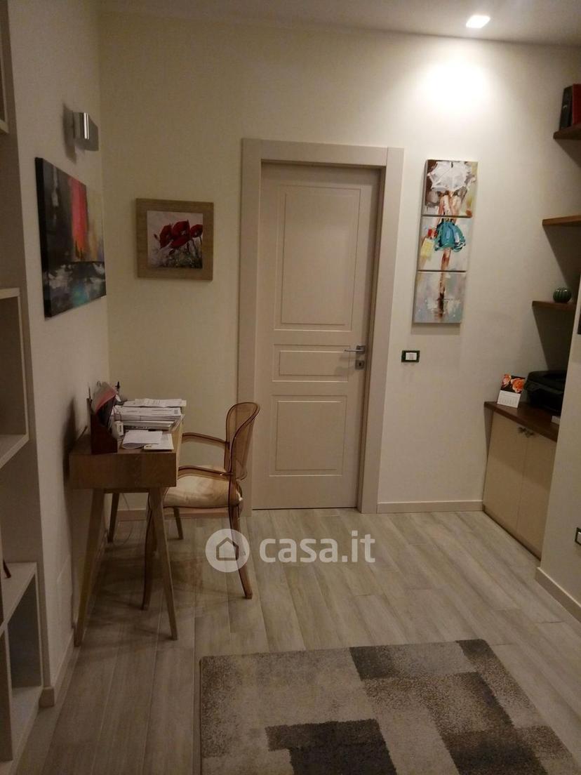 Quadrilocale in Via Esseneto — foto 2 di 14