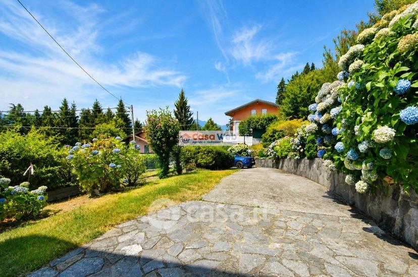 Villa in Via Cadorna 10 — foto 13 di 28