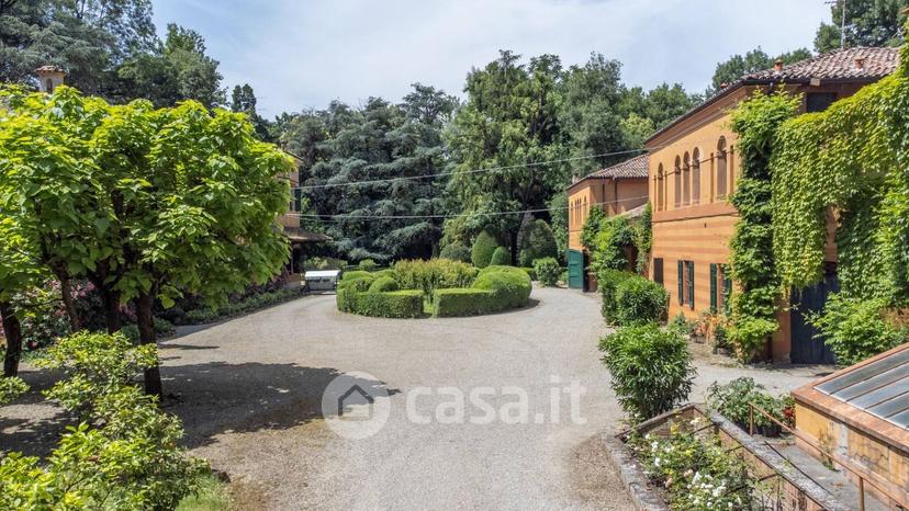 Villa in Via Castelnuovo Rangone — foto 9 di 101