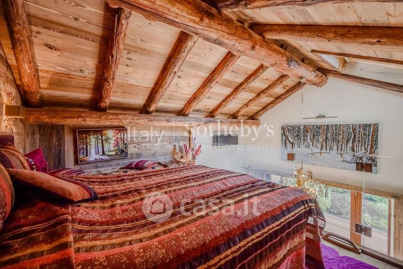 Villa in Via Alpinia — foto 8 di 16