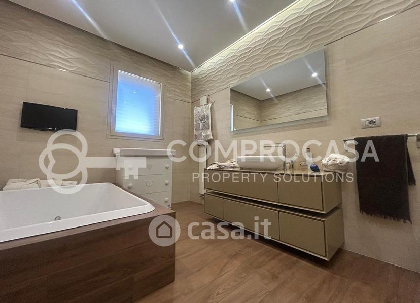 Appartamento in Via Gallipoli — foto 21 di 38