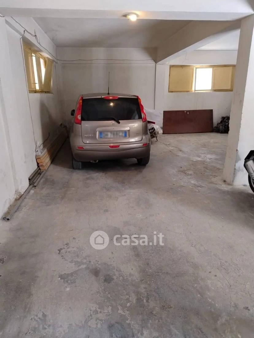 Trilocale in Via Lussemburgo — foto 18 di 18