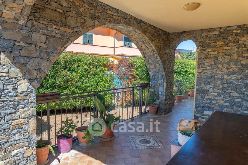 Villa in Via Edmondo de Amicis — foto 29 di 36